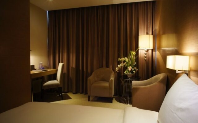 Dynasty Business Hotel