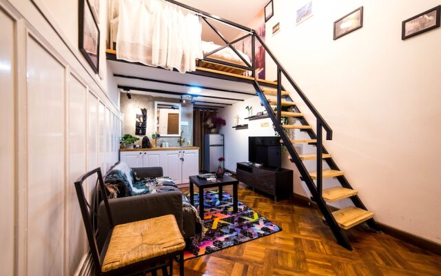 Qiyu Homestay - West Nanjing Road Branch