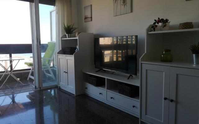 APARTAMENTO 1ª LINEA PLAYA GARAJE PISCINAS TERRAZA