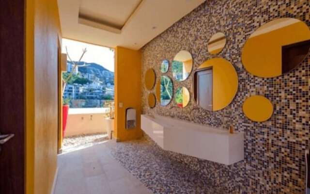 Romantic Zone V177 Studio