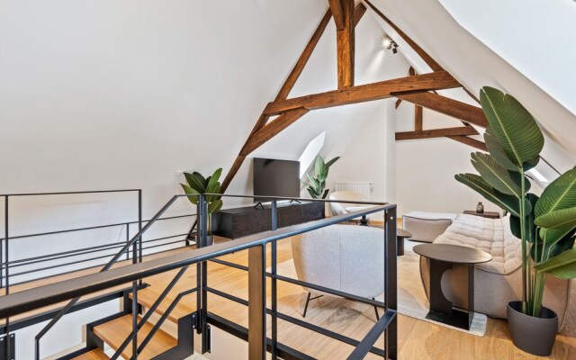 Escape to Clausen Stylish ApartmentID212