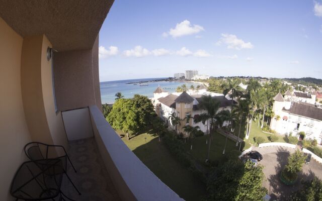 Beach Condo at Turtle Towers