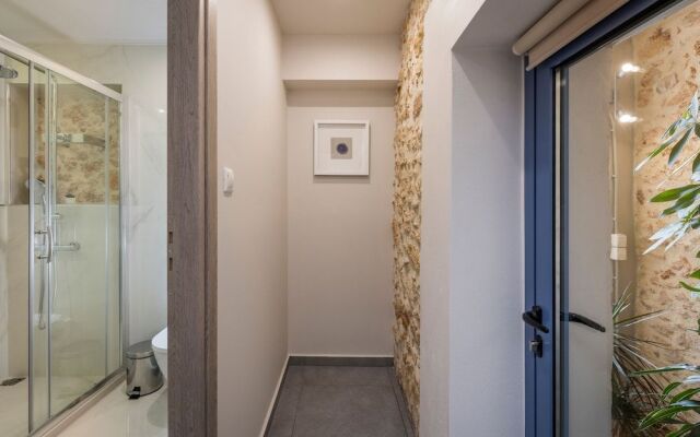 Camara Residence