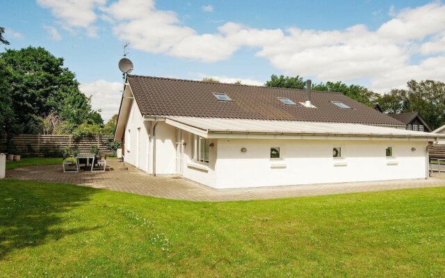 12 Person Holiday Home in Ega-by Traum
