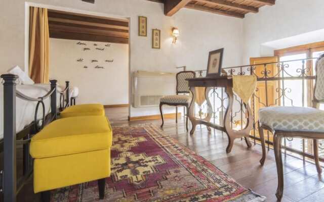 Hemeras Boutique House Servi