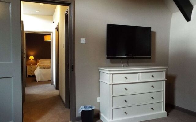 The Plume of Feathers