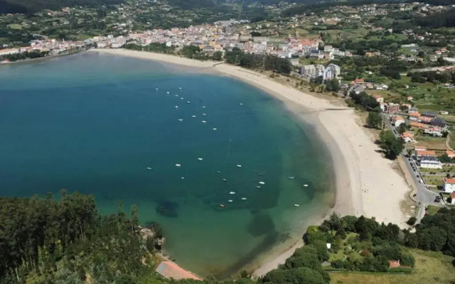 Mar azul en puerto azul
