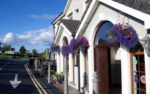 The Rhu Glenn Hotel