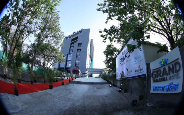 Grand Tamanna Hotel Hinjawadi Pune
