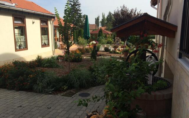 Meggyes Hotel