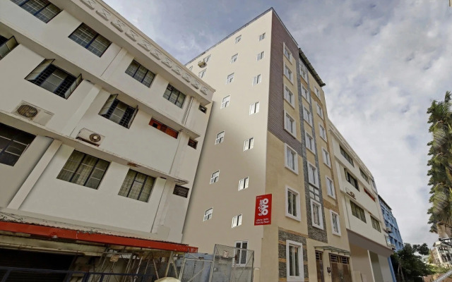 Varcity Pearl by OYO Rooms