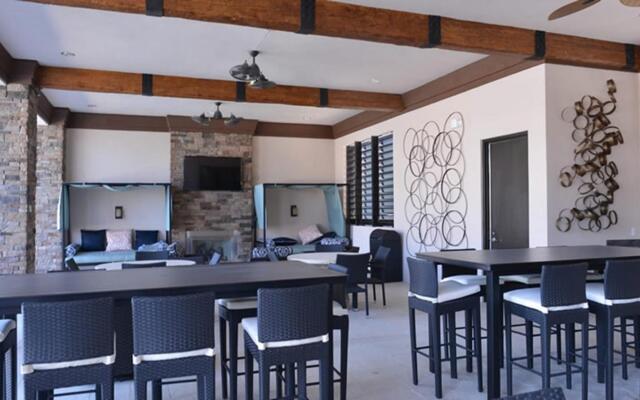 Modern 8BR Villa w Pool SPA Close to Disney