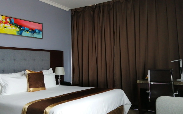 Hotel City Plaza & Suites