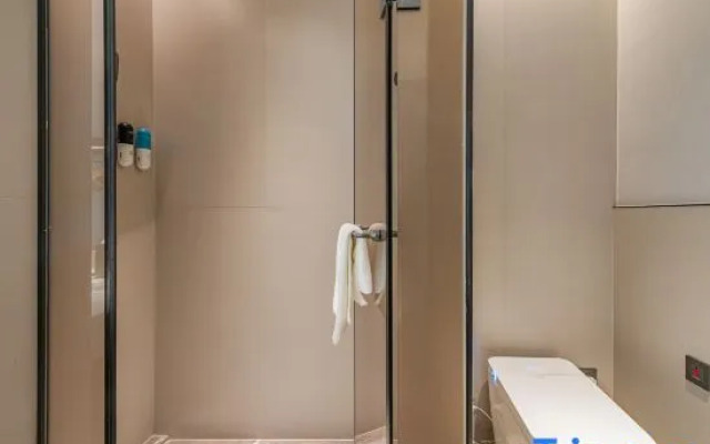 GLaDoRe Hotel (Shenzhen Bao'an Branch)