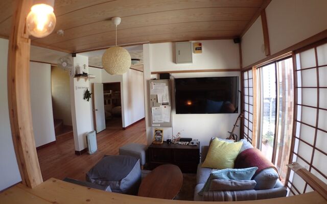 Guesthouse SORA - Hostel