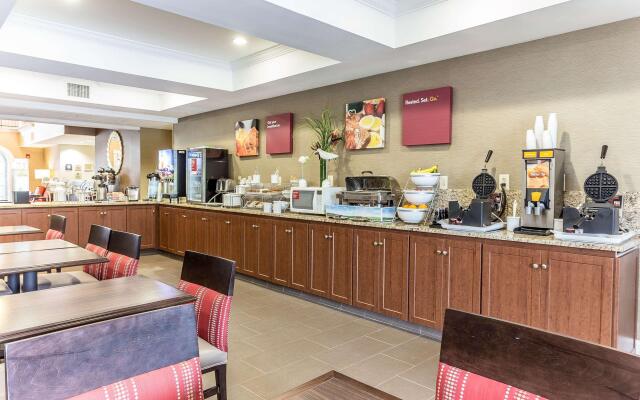 Comfort Suites Myrtle Beach Central