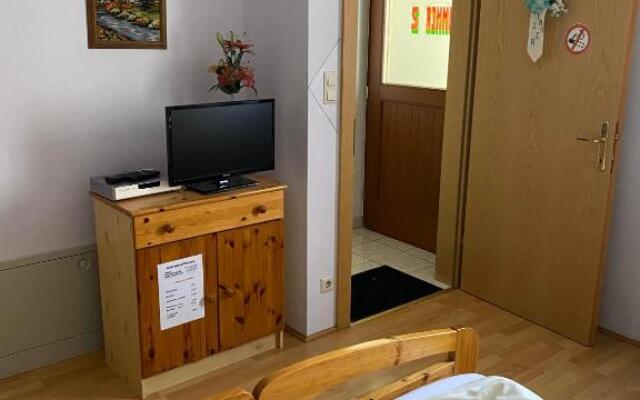 Gästehaus Fischer Rohrendorf