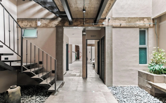 Primavera By Homirent