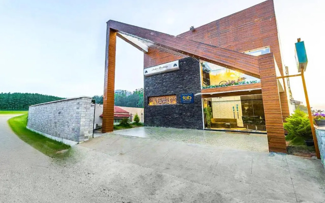 Treebo Sholas Residency