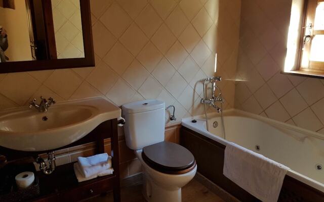 Alojamientos Rurales Valle de Bueida