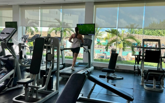Park Royal Beach Cancún - All Inclusive