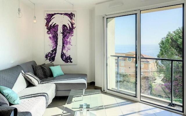 Sea view and terrasse near Monaco