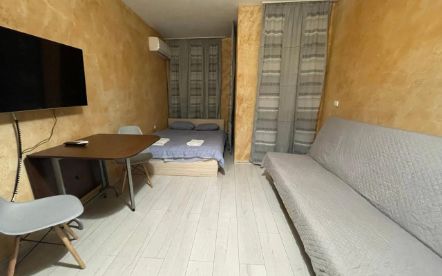 Colonel apartment 955