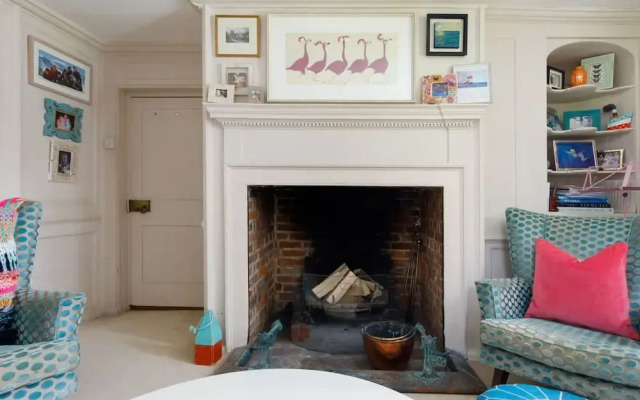 Amazing 5 BR Country Home Pool Gym Yoga Studio
