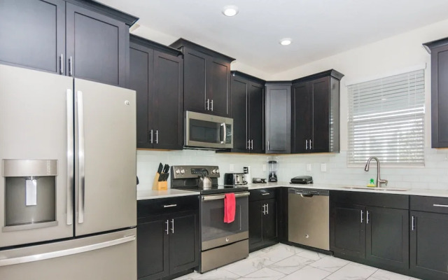 Fancy Family Home at Championsgate Chg101