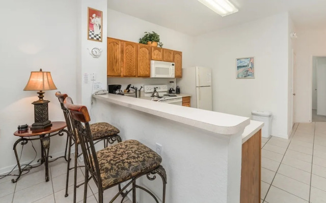 7652 Otterspool Street