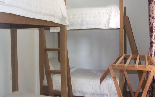 Season B&B - Ngapali - Hostel