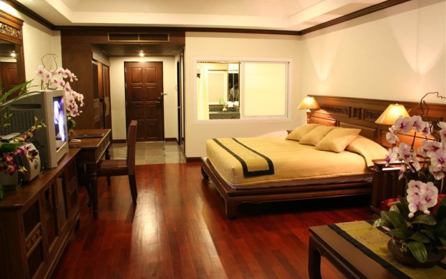 Avalon Beach Resort