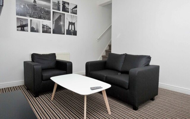 Kirkstall House