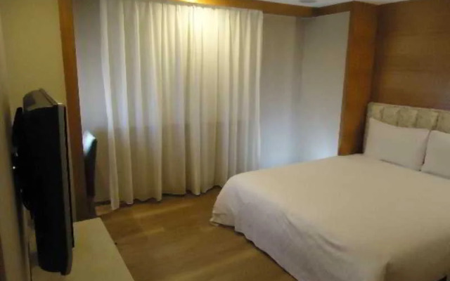 Forward Suites