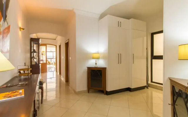 Magnificent Sunny Seafront Apart Sliema