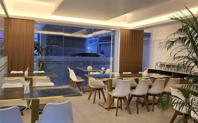 Royal Regent Suites Dhaka