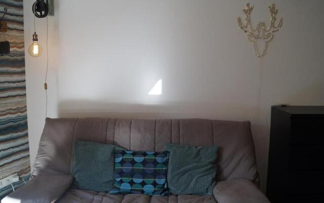Appartement Enchastrayes, 1 pièce, 4 personnes - FR-1-165A-22