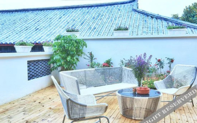 Zen Holiday Inn (Lijiang Ancient City Sifang Street)