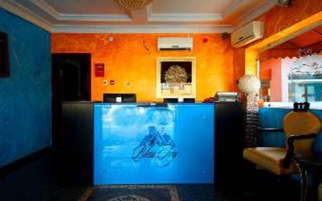 Bleu Ivy Hotel And Suites