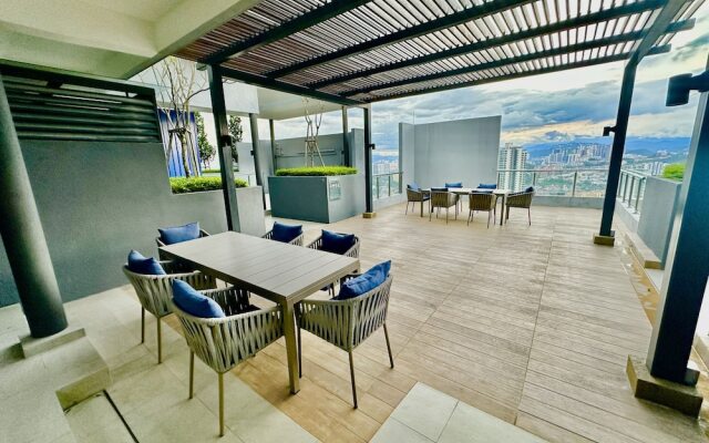 Neu Suites by Moonlight