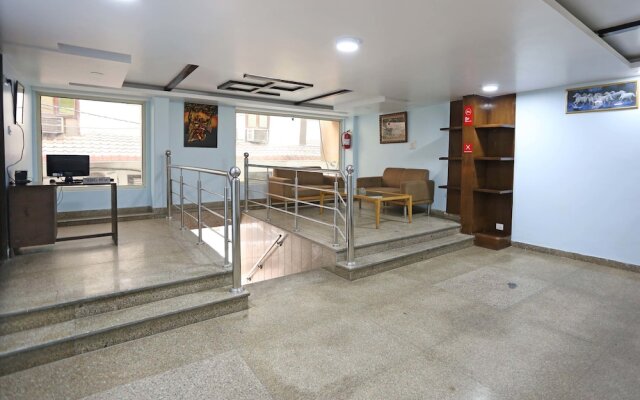 OYO 10048 Hotel Aditya Inn