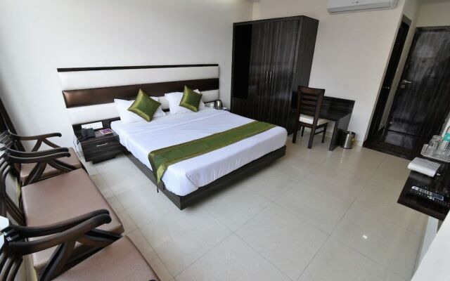 Anand Niketan By Bonjour - On The Ganges