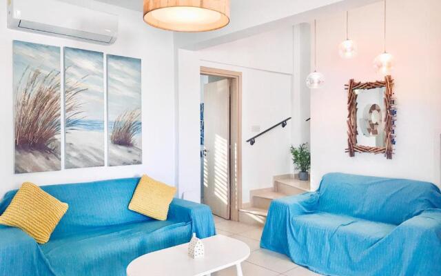 Nissini Shell, 3 bedroom villa with private pool at Nissi Beach