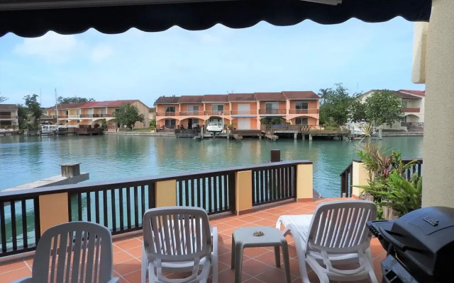 Villa Gatzby at Jolly Harbour