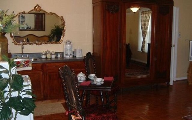 Historic Mankin Mansion