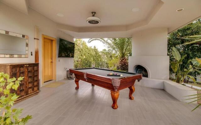 Stunning Private & Modern N. Scottsdale Estate!