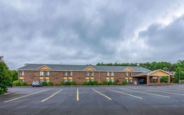 Quality Inn Tully I-81