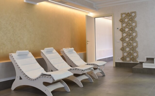 Amsterdam Suite Hotel & SPA