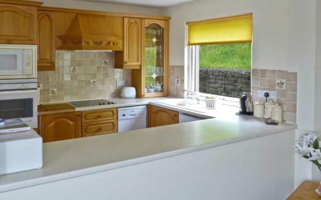 16 Larkhall Cottages