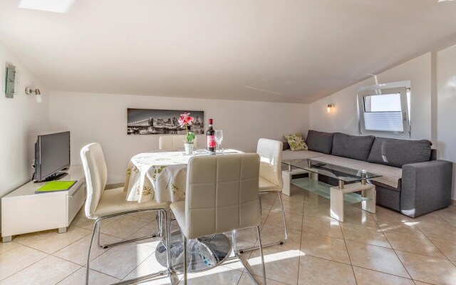 Amazing Apartment in Medulin With 2 Bedrooms and Wifi